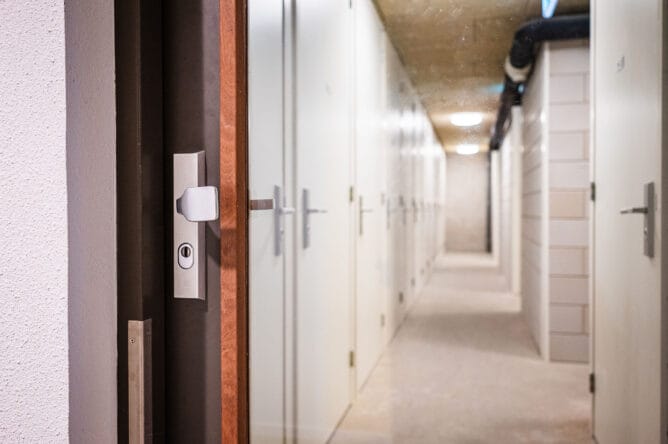 BUVA Hoogbouw - Grote Beer hang en sluitwerk