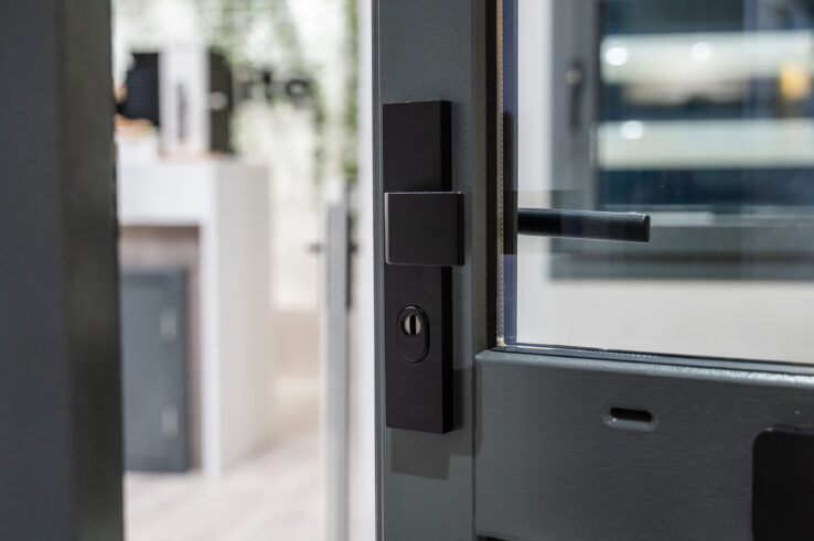 BUVA zwart veiligheidsbeslag - Slim samenwerken met de groothandel - vervangingsmarkt